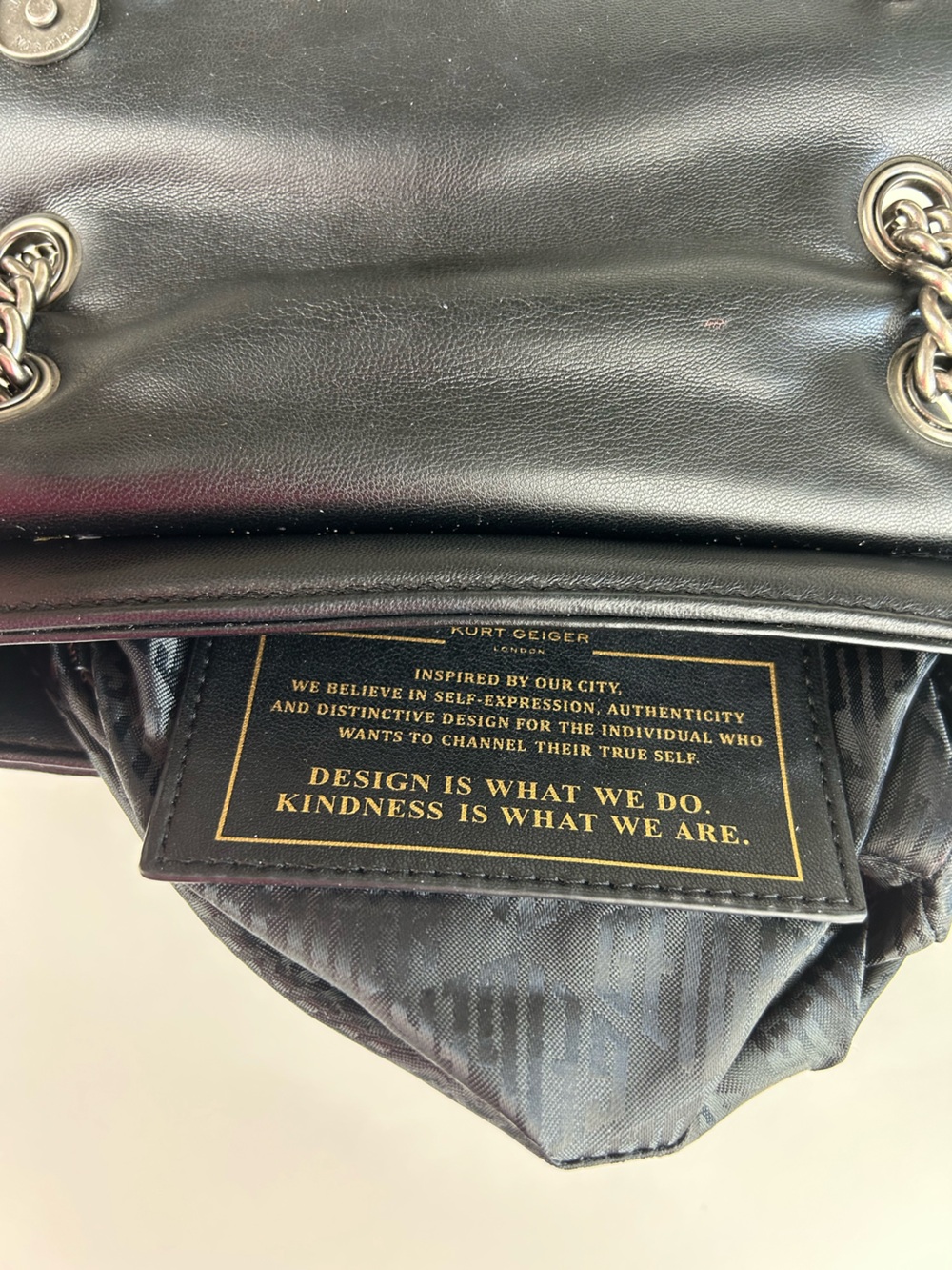 Kurt Geiger Black Leather Chain-Strap Handbag THE KEW - Picture 13 of 14